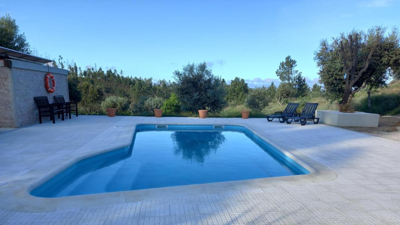 Vale De Garcia Al 5357 Villa Colos  Buitenkant foto